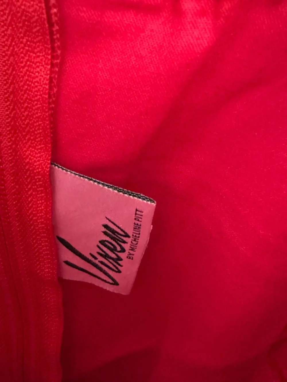 Vixen by Michelle Pitt Maneater Top Size S Red - Picture 6 of 6